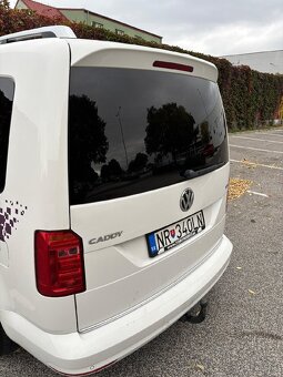 Volkswagen CADDY MAXI 2.0 75kW_ 2017_7miestne - 8