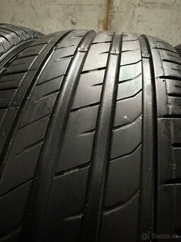 Letné pneumatiky 245/45/19 Nexen NFera SU1 - 8