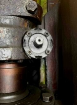 Excentrický lis LE 400, rok výroby 1963 - 8