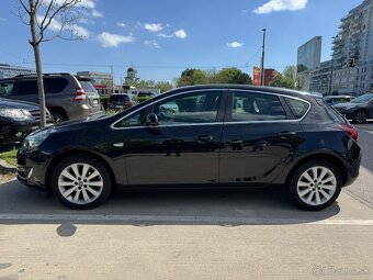 Opel Astra 1.4 Turbo 140k Smile - 8