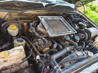 predám anglické Nissan Terrano 2.7 tdi - 8