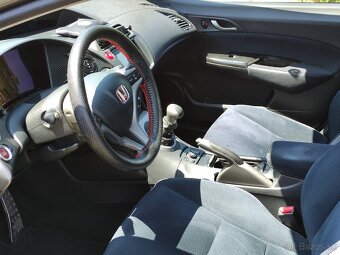 Honda Civic 1.8 - 8