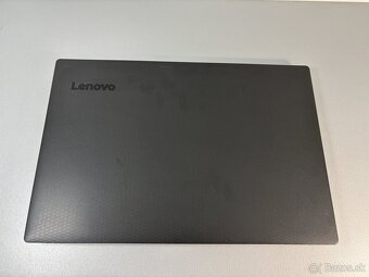 #048 - Lenovo 15.6/i3 7020U/20GB RAM/SSD/Win11 - 8