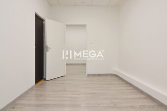 PRENÁJOM komerčného priestoru (26 m2) blízko centra Humenné - 8