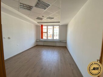Exkluzívne kancelárske priestory v centre mesta Zvolen Prená - 8