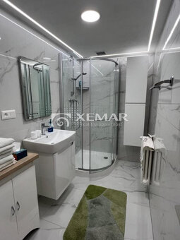 PRENÁJOM 3 izbový apartmánový byt na námestí Banská Bystrica - 8