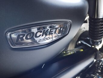 Triumph Rocket III Roadster - 8