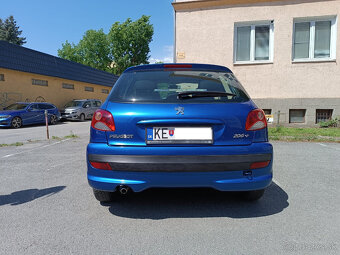 Predám Peugeot 206+, 1.4 benzín, 55 kw/75 PS, - 8