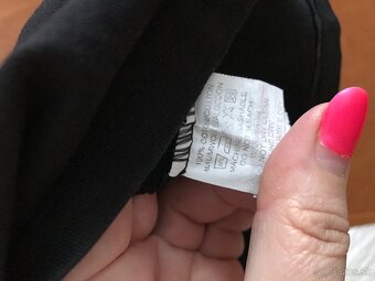 EMPORIO ARMANI čierne damske tricko S - 8