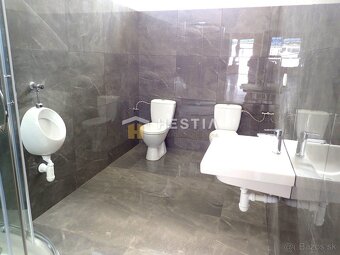 Obchodný priestor 240 m² s parkovacími miestami - 8