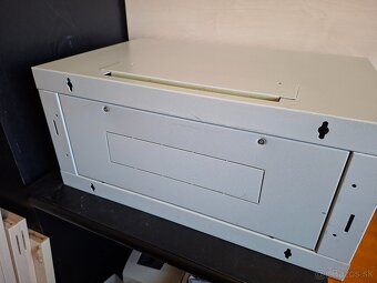 4U Rack Triton, datovy rozvadzac - 8