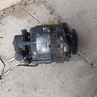 Motor mitsubishi pajero 1 2.5td kód 4D56 - 8