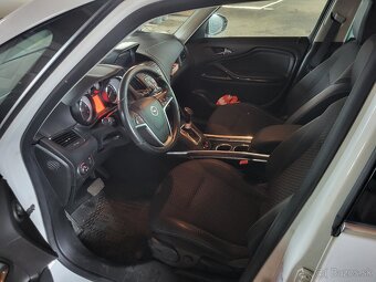 Predám Opel Zafira Tourer automat na diely. Len v celku. - 8
