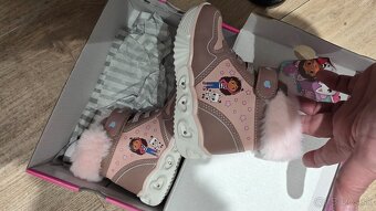 Nenosene nove topanočky pre dievcatko - 8