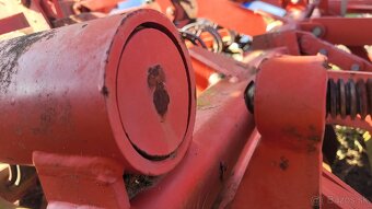 Kompaktor saturn 6m - 8