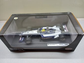 F1 WILLIAMS BMW FW23 2001 1. VÍTĚZSTVÍ IMOLA 2001 HW 1:18 - 8