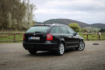 Škoda Octavia Combi 2.0 TDI Ambiente MAX - 8