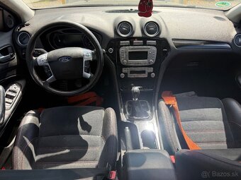 Ford mondeo 2.2 tdci 129 kW manuál 6 - 8