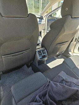 Škoda Octavia combi 2.0 TDI, top stav - 8