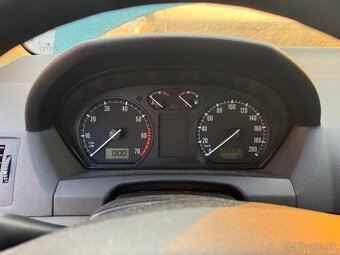 Skoda Fabia 1,4i 50kw - 8