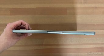 Macbook air m2 8GB/256GB - 8