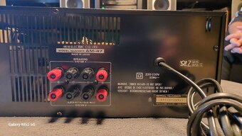 Akai AM 47 - 8