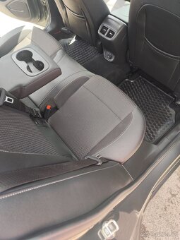 Opel Insignia Šport Tourer - 8