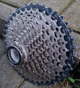 11 koliesko Shimano SLX CS-M7000 - 8