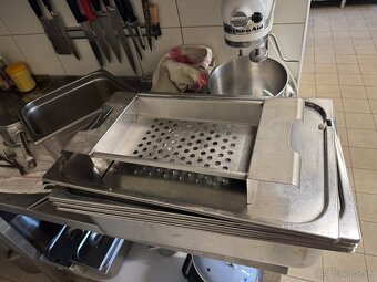 Kvalitné gastronádoby – hrubý plech, viac veľkostí - 8