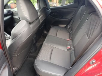 Toyota Yaris 1.5 Hybrid Selection Style - 8