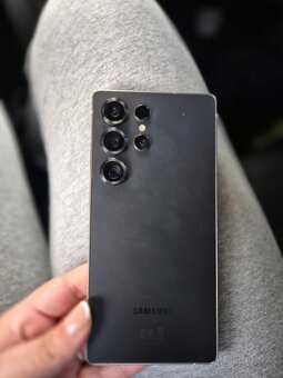 SAMSUNG GALAXY S25 ULTRA - 8