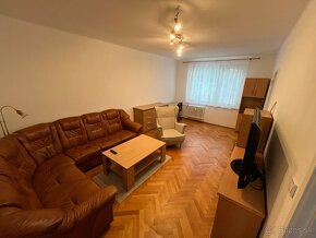 Prenájom 2 - izbového bytu na ulici Dlhé Hony v Trenčíne - 8