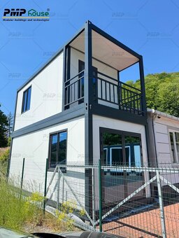 Sestava z obytných kontejnerů o rozměru 3 x 7 m - 8