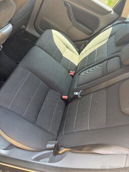 Ford Focus - 8