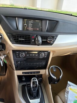 BMW X1 - 8