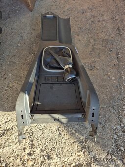 VW Golf 5 - 8