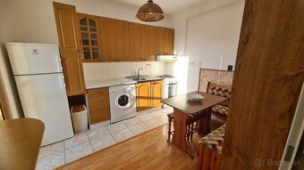 1-izbový byt s balkónom - 8