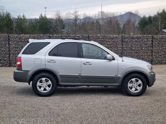 KIA SORENTO 2,5CRDi 4x4 - 8