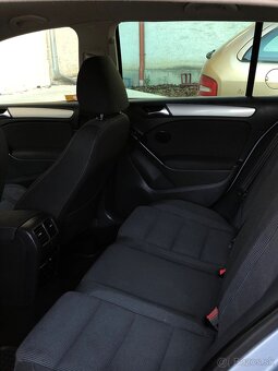 Volkswagen Golf 1.6 (2011) - 8