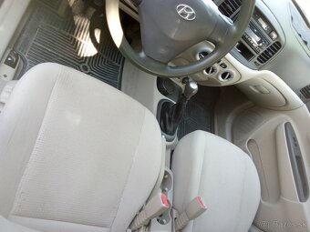 Predám hyundai accent - 8