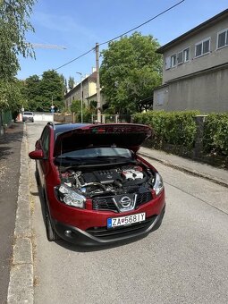 Nissan Qashqai 2.0 dci tekna 4x4 a/t - 8