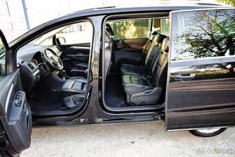 V0LKSWAGEN Sharan Highline 2.0Tdi DSG, 7-miestny - 8