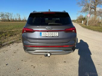 Hyundai Santa Fe - 8