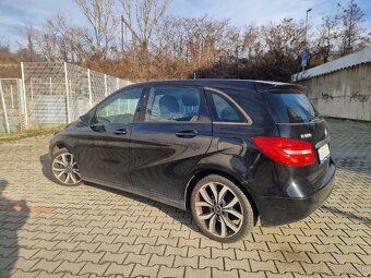 Mercedes-Benz B 180 CDI - 8