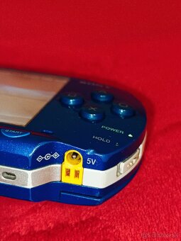 PSP 1000 Metallic Blue a Motorstorm Artic Edge - 8