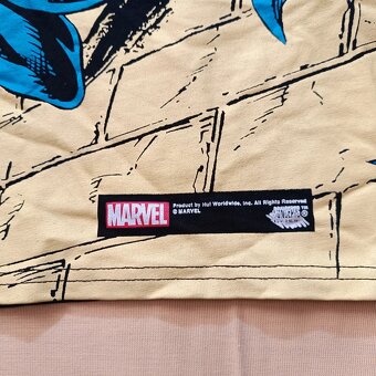 Huf x Marvel čierne tričko s potlačou Venom M - 8