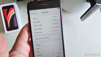 Apple iPhone SE 2020 product RED - 8