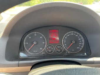 Volkswagen Touran 1.9 TDI 77kW – 2007 – 5 miest - 8