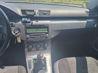 Volkswagen Passat b6 1.9 TDI - 8