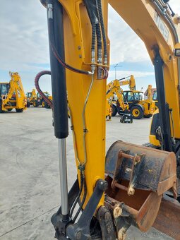 JCB 67C-1 (< 7t) - 8